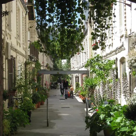 Apartment Cite Pilleux - Charming In A Flowery Pedestrian Lane Paris